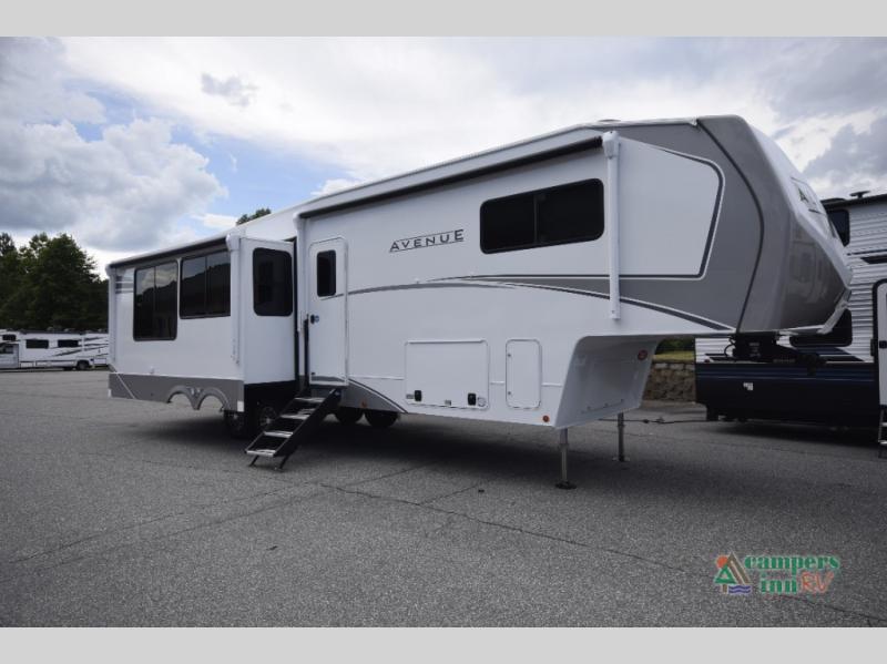 RV listing image