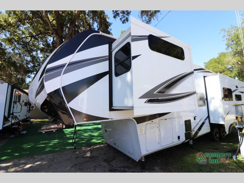 2023 Grand Design RV solitude 345gk