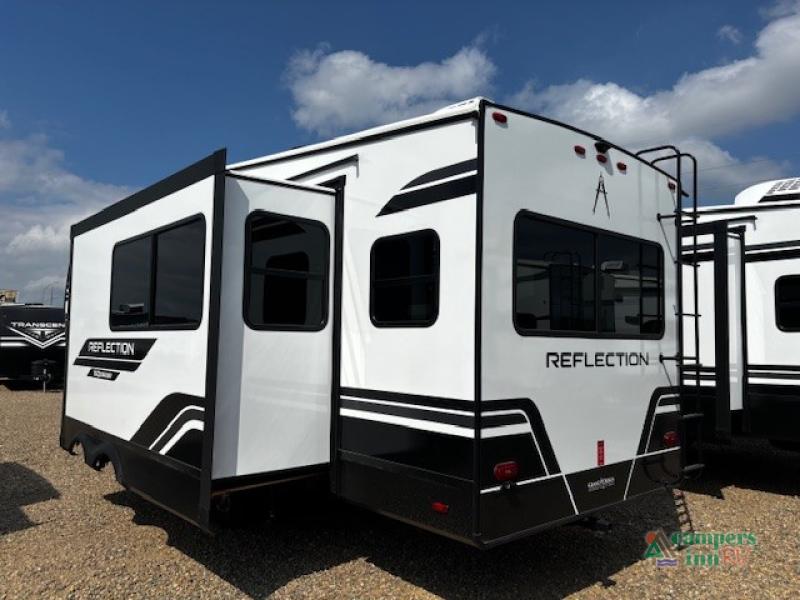 RV listing image