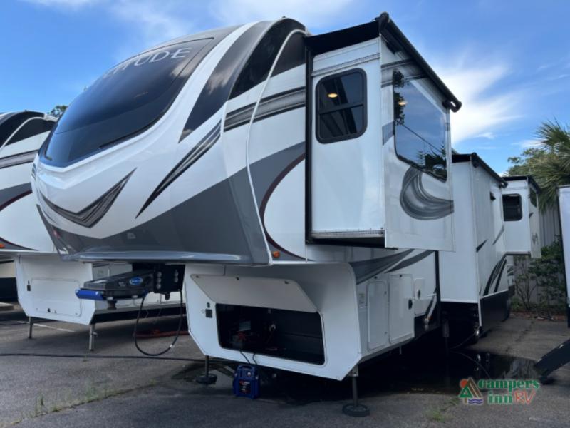 2022 Grand Design RV solitude 380fl