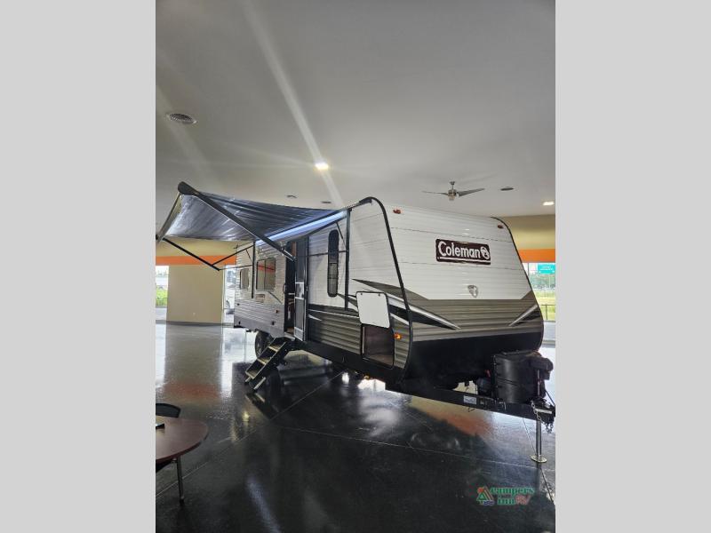 RV listing image