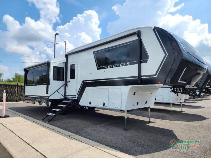 RV listing image