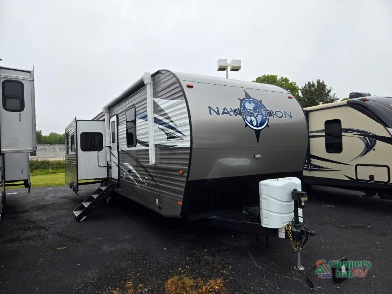 2022 Recreation Navigation 323RKTS Exterior