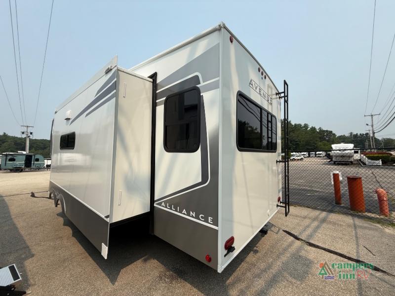 RV listing image