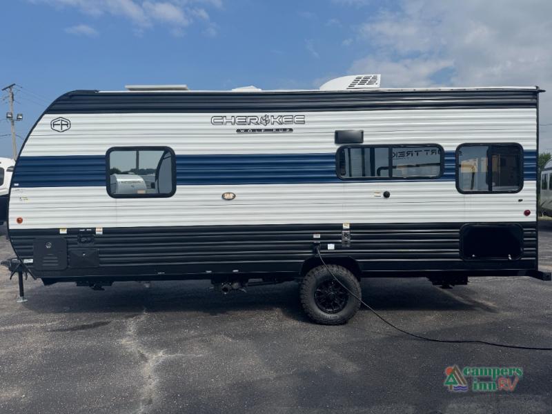 RV listing image