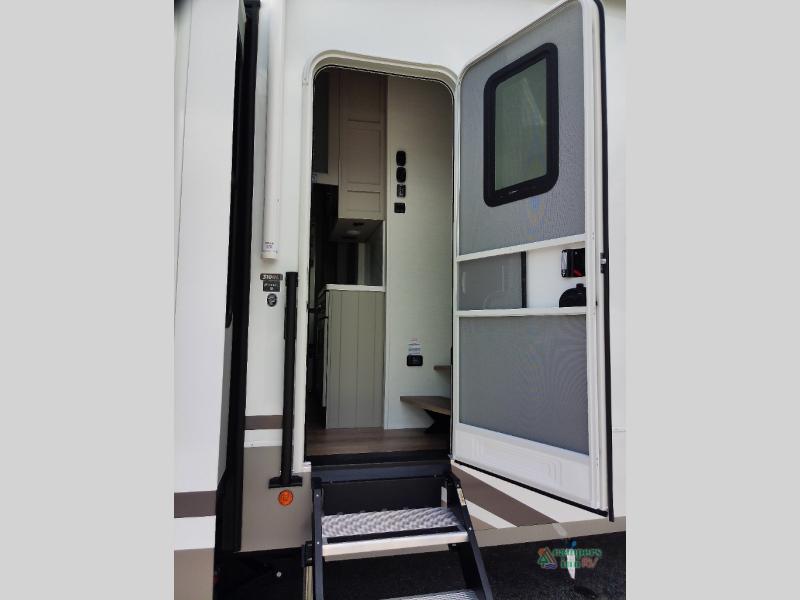 RV listing image