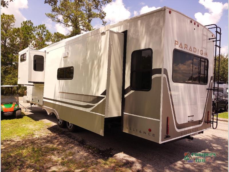 RV listing image