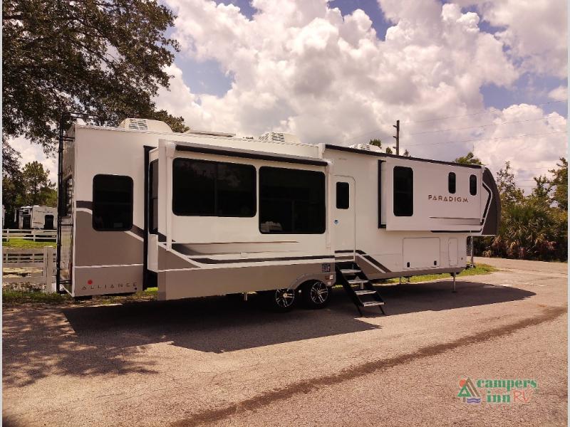 RV listing image