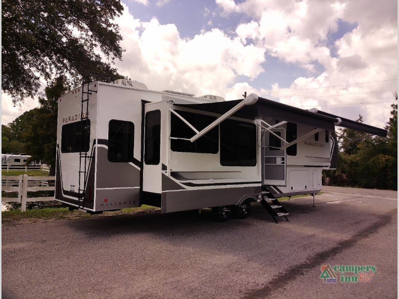 RV listing image