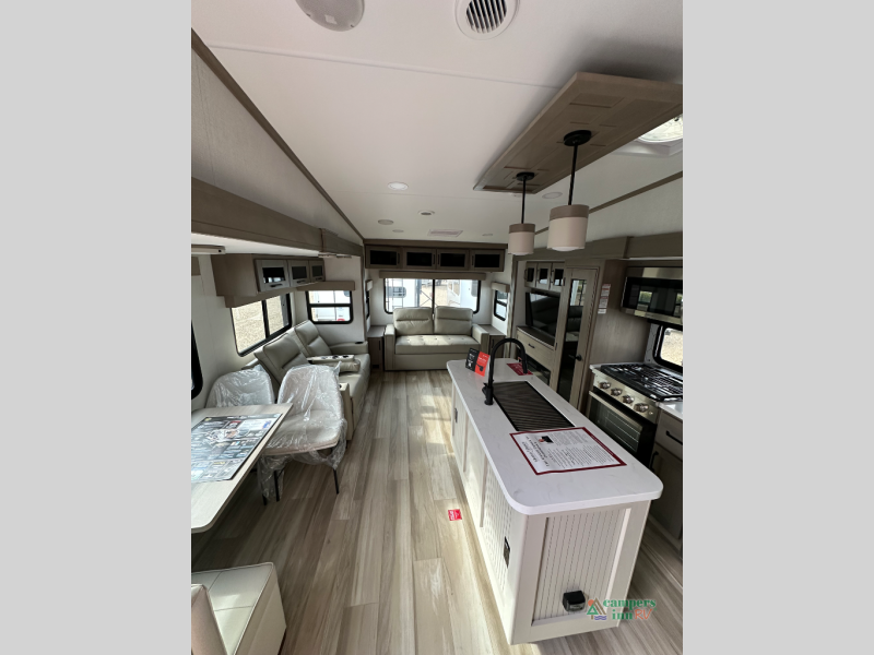 RV listing image