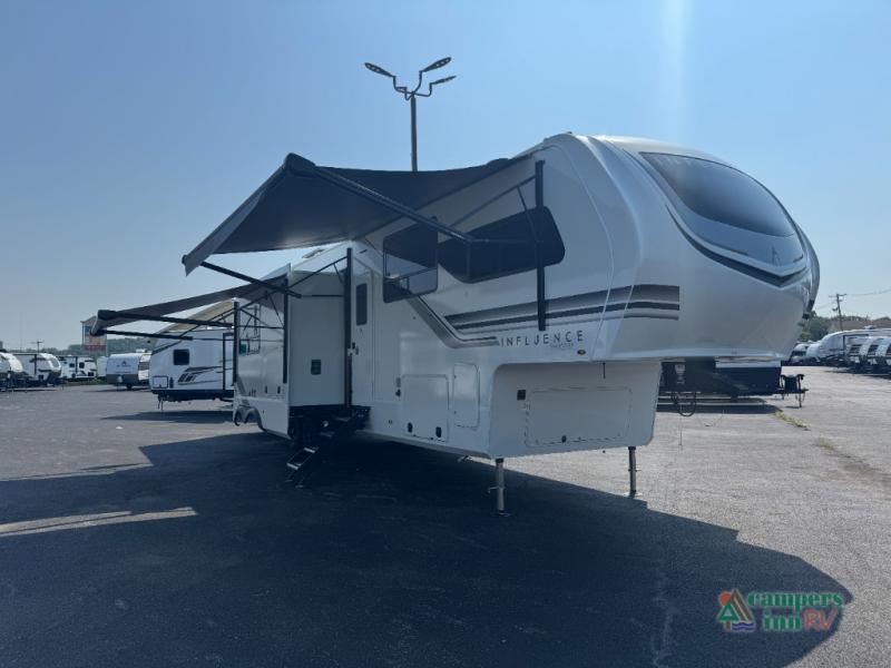 RV listing image
