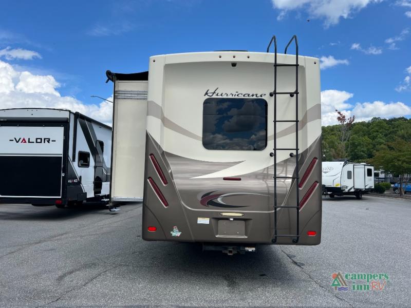 2018 Thor Motor Coach hurricane 34j