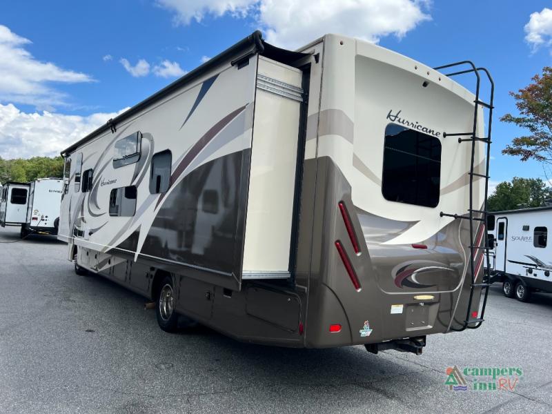 2018 Thor Motor Coach hurricane 34j