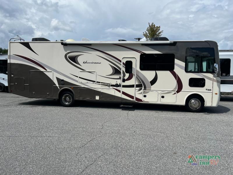 2018 Thor Motor Coach hurricane 34j