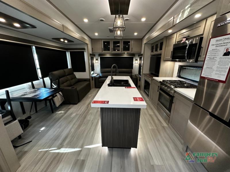 RV listing image