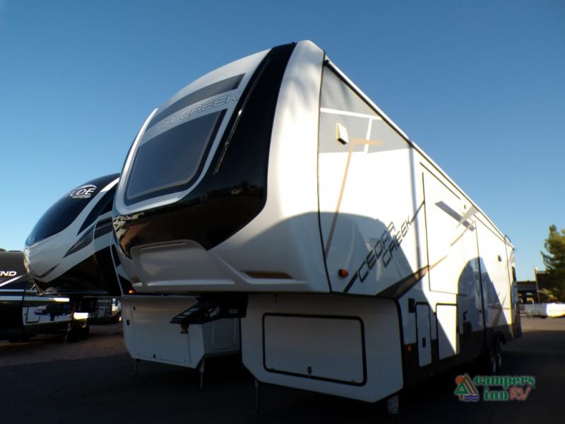 RV listing image