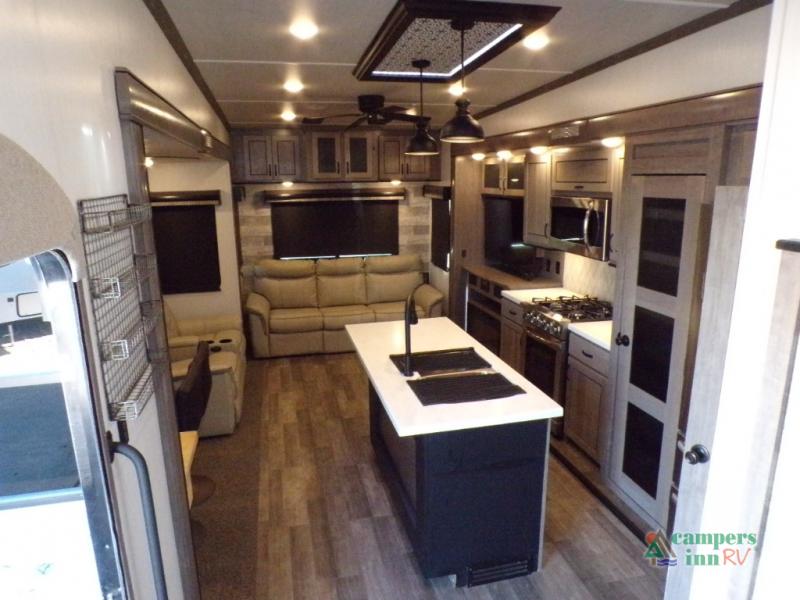 RV listing image