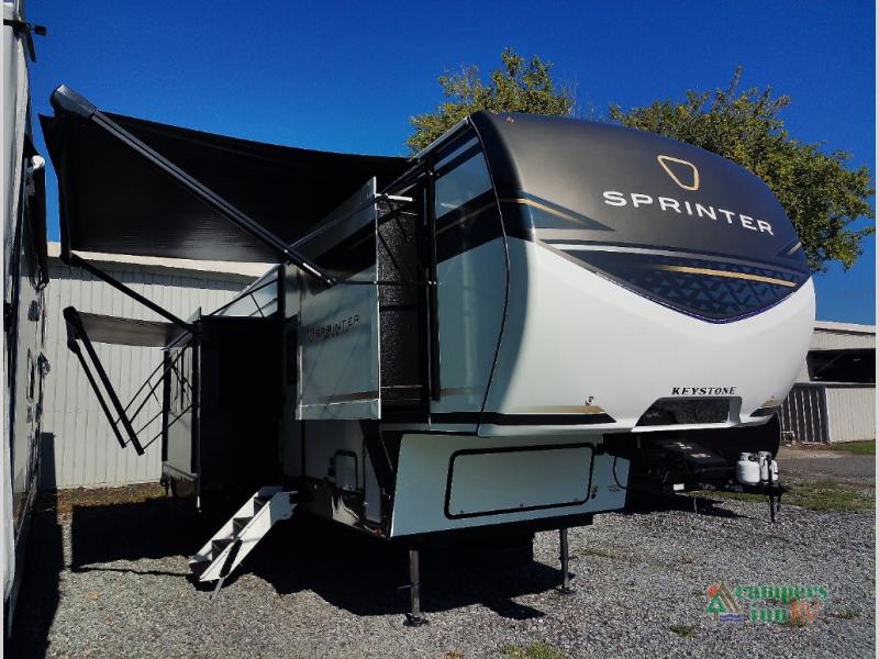 RV listing image