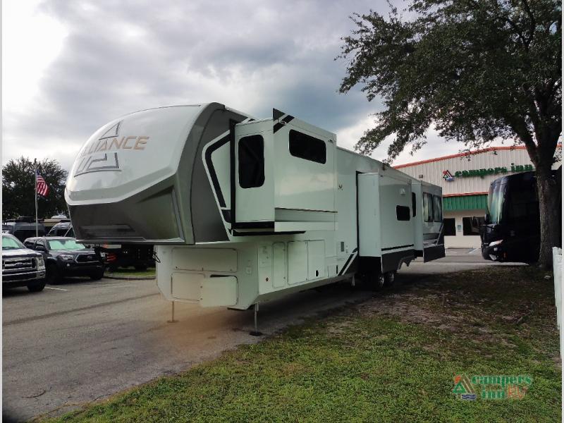 RV listing image