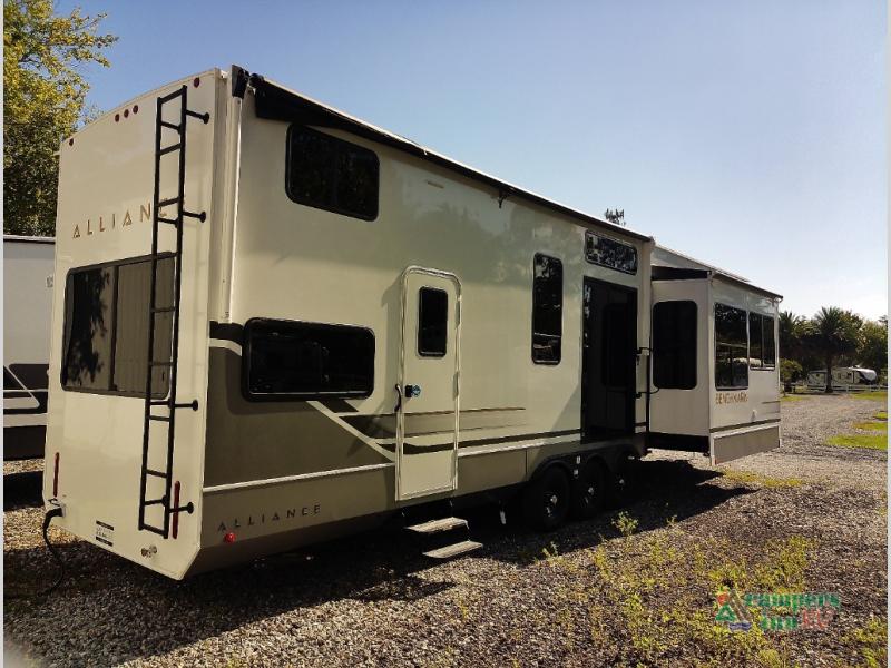 RV listing image