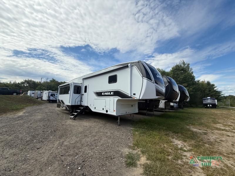 RV listing image