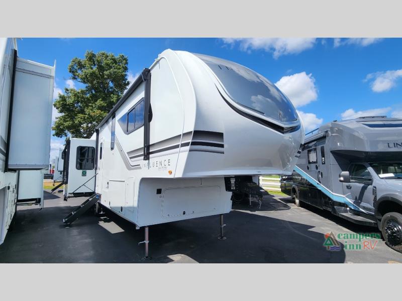 RV listing image