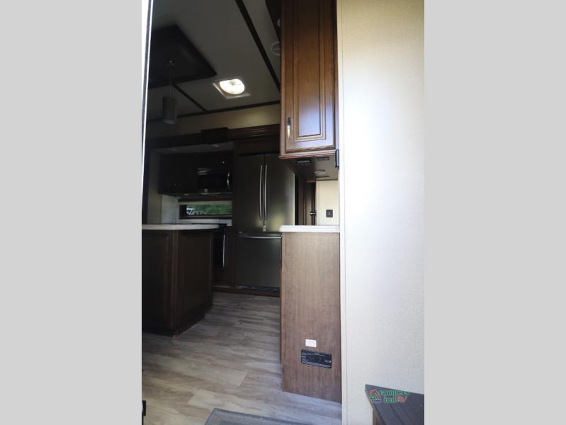 2017 Grand Design RV solitude 375re