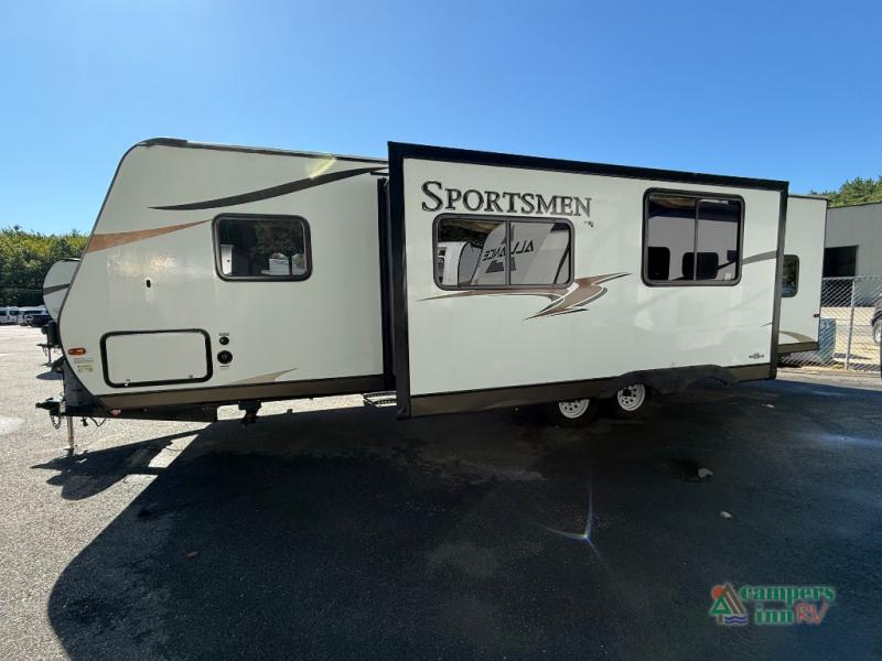RV listing image