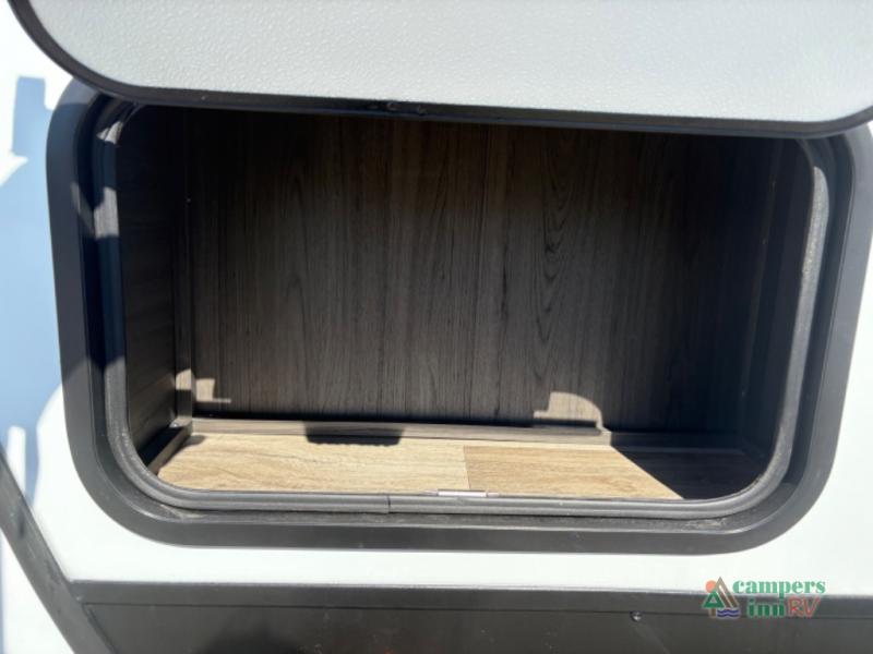 Venture RV Sporttrek Touring Edition Image