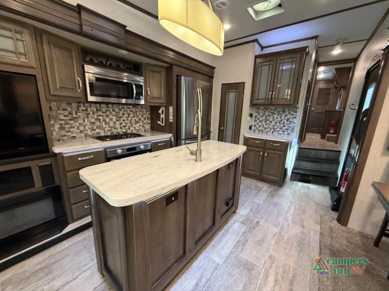 RV listing image