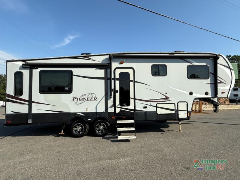 RV listing image