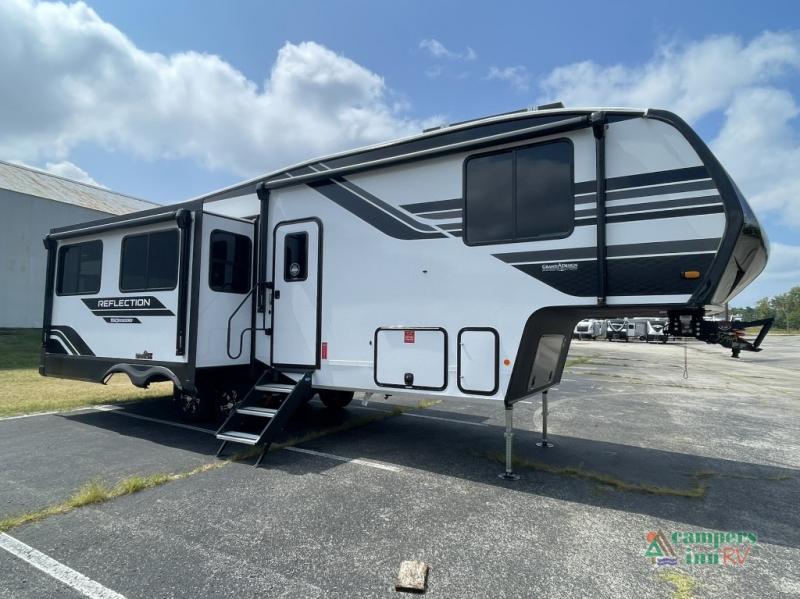 RV listing image