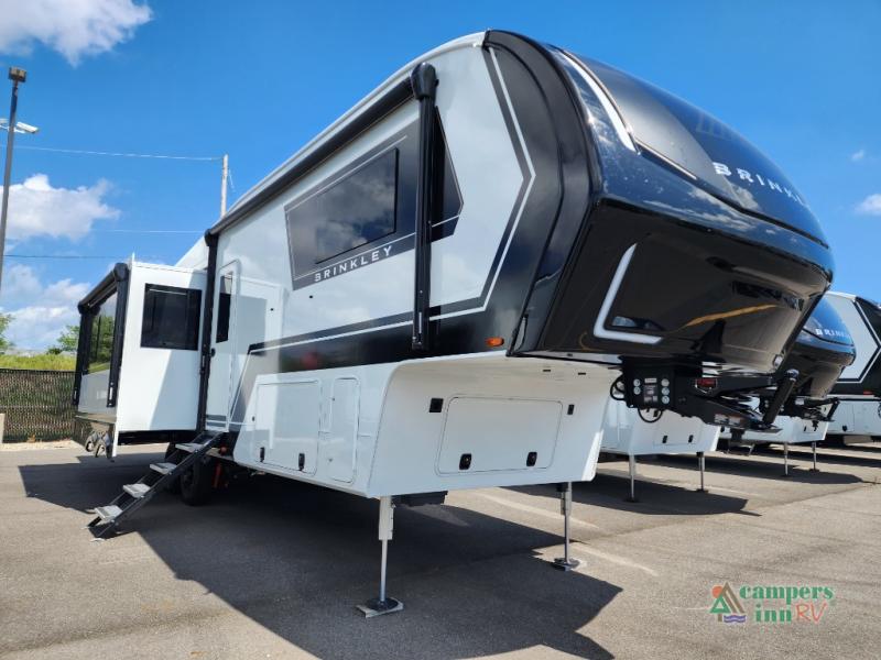 RV listing image