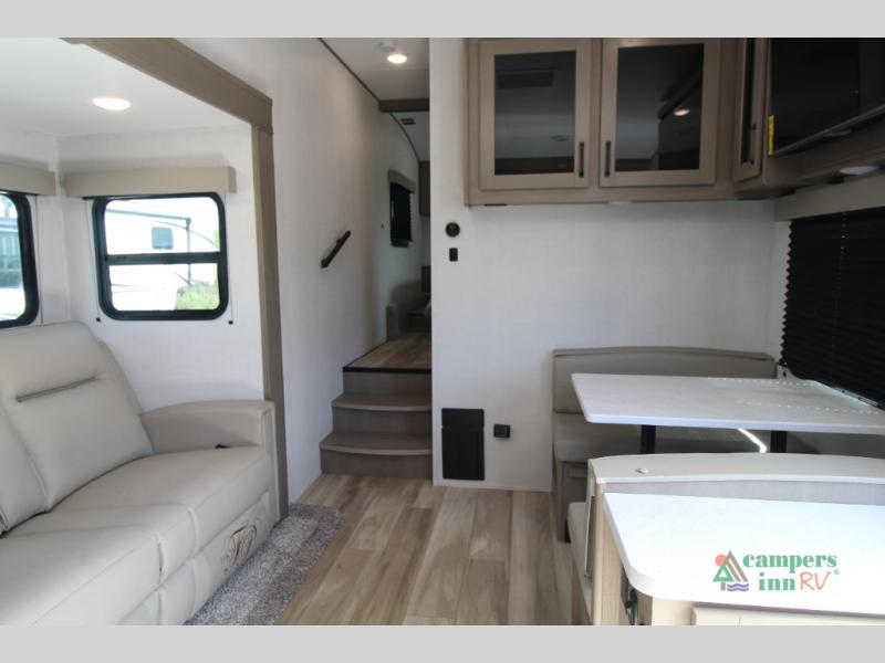 2025 Grand Design RV reflection 100 series