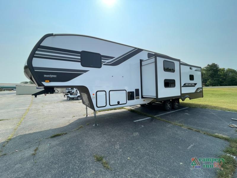 RV listing image