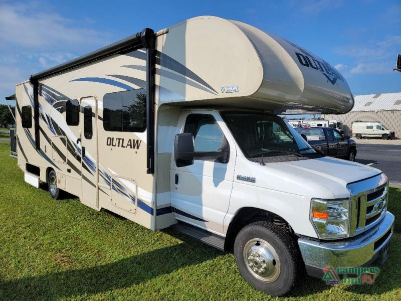 Used 2019 Thor Outlaw 29J Motor Home Class C - Toy hauler at Campers Inn, Byron, GA