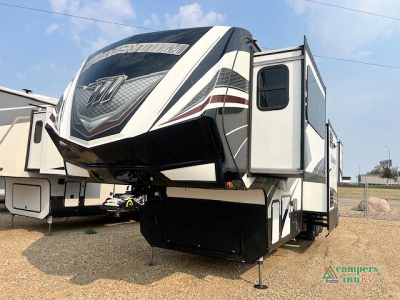 RV listing image