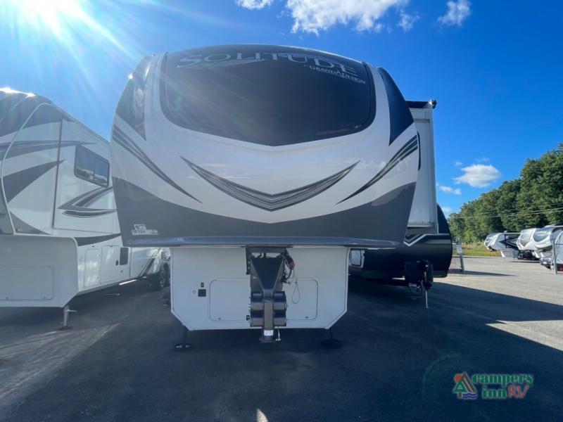 2022 Grand Design RV solitude 390rk