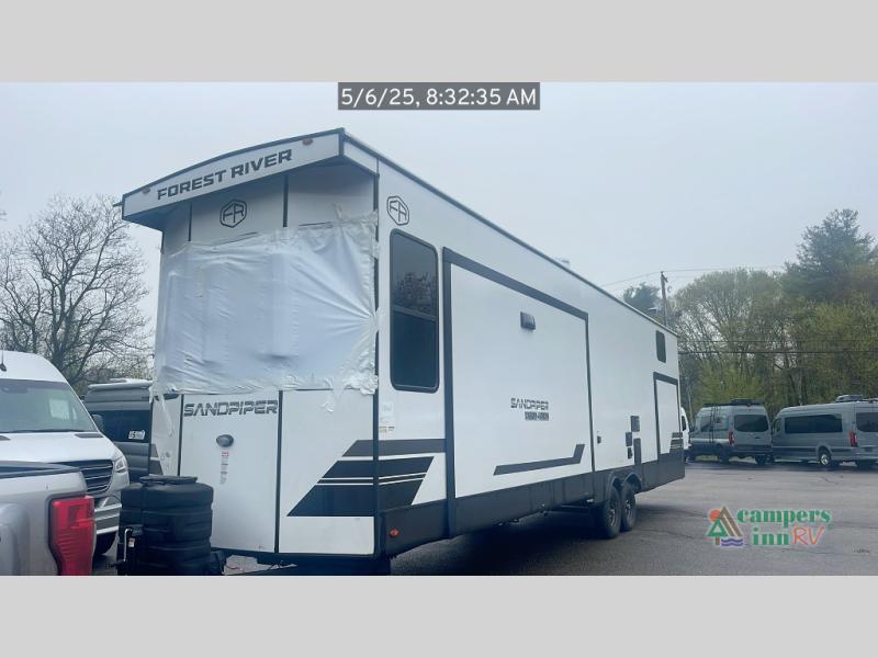 RV listing image