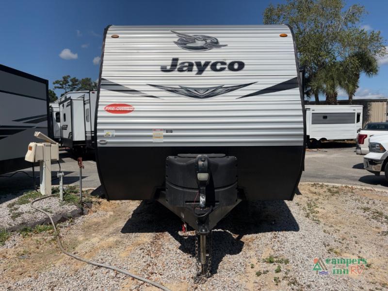 RV listing image