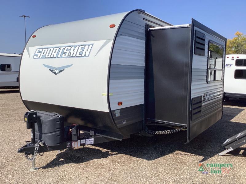 RV listing image