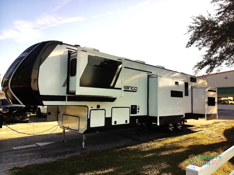 RV listing image