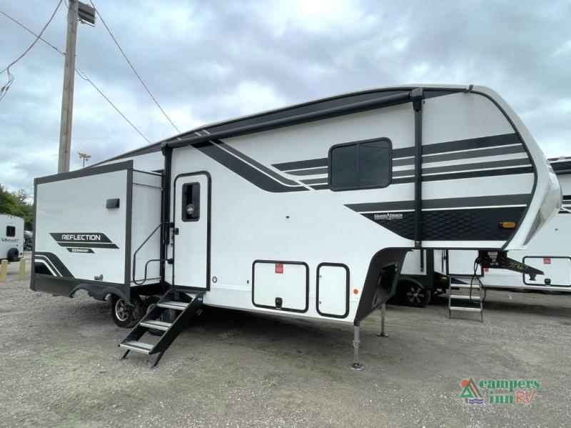 RV listing image