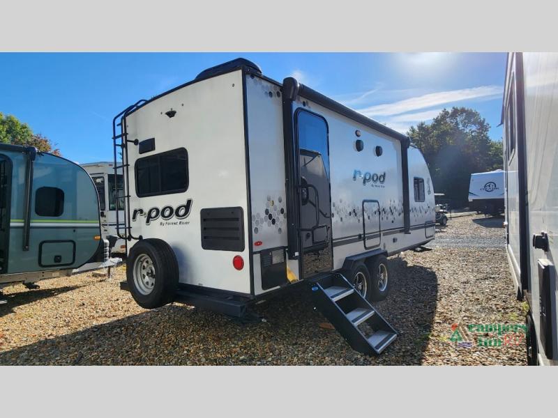 RV listing image