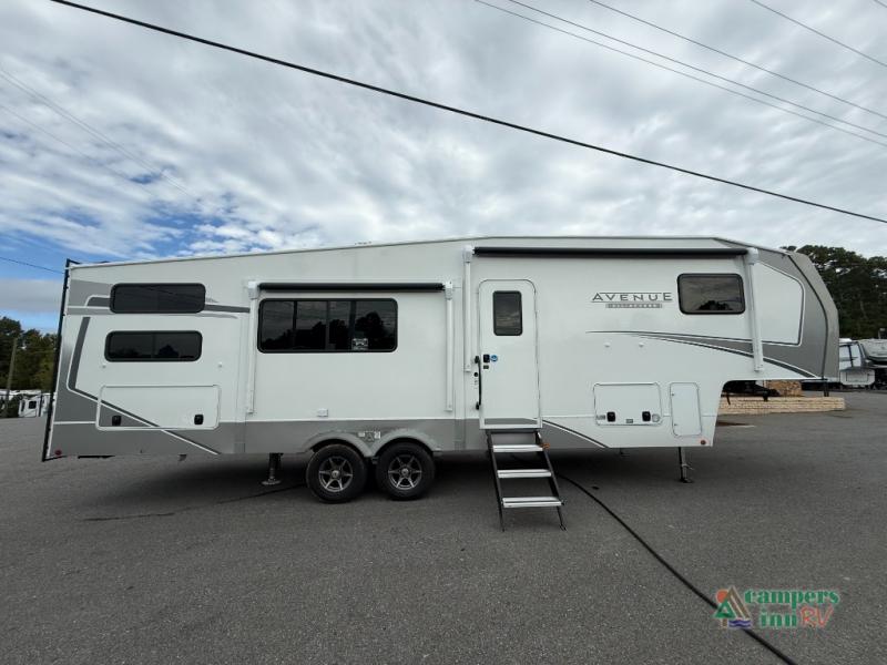 RV listing image