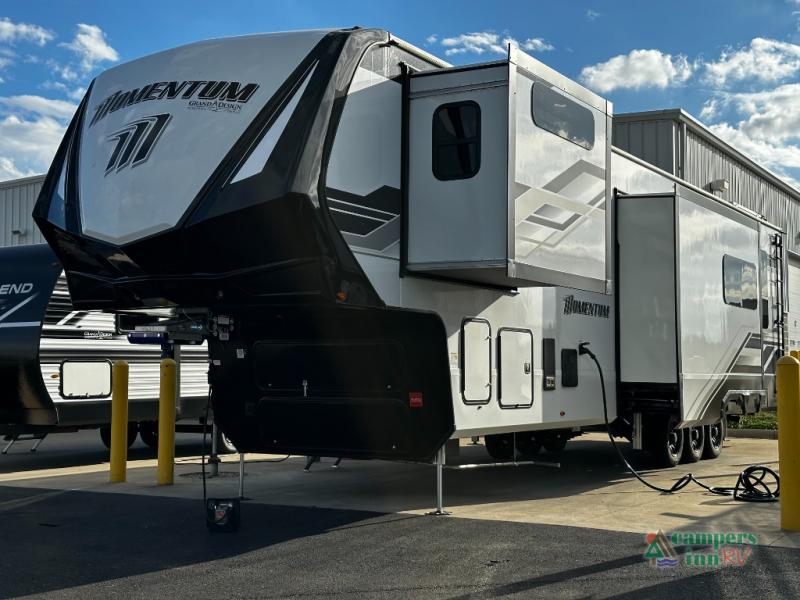 RV listing image