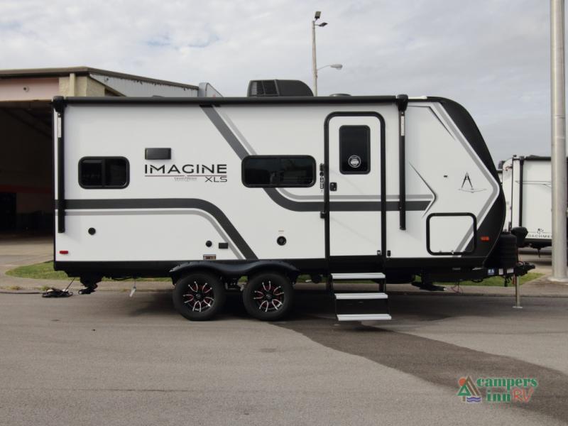 RV listing image
