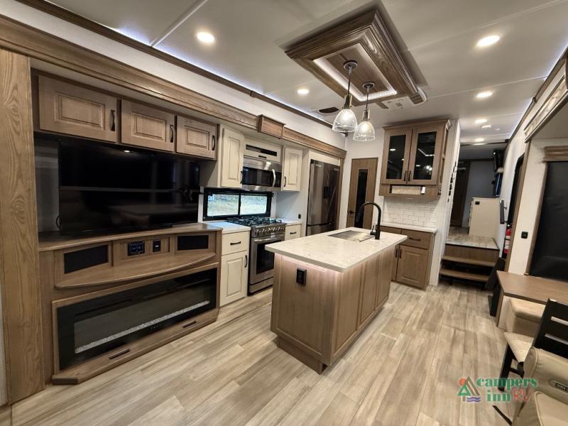 RV listing image