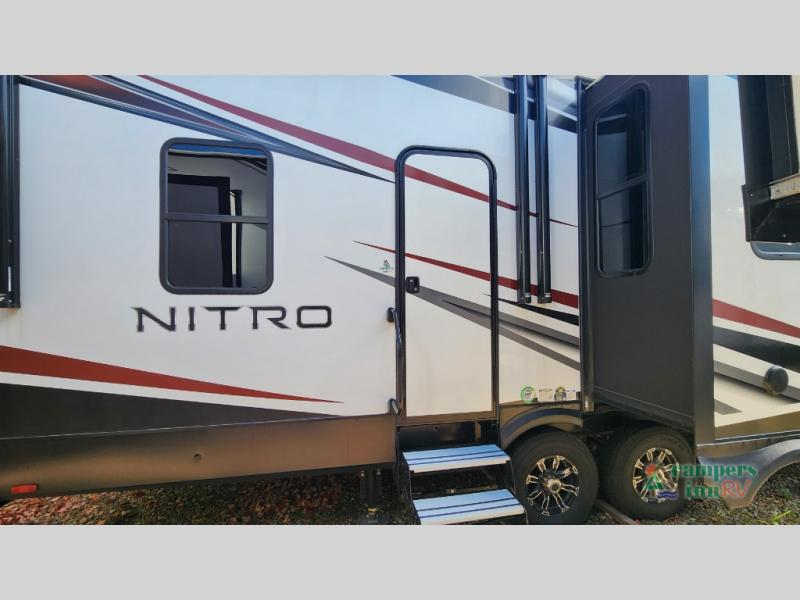 RV listing image