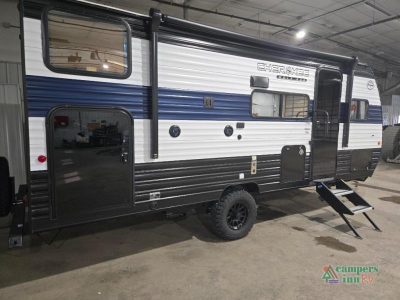 RV listing image